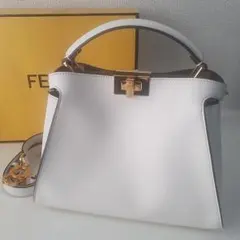 Fendi ピーカーブー エッセンシャリー - メルカリ