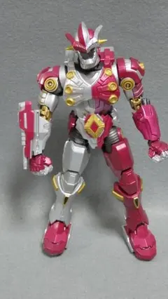 S.H. フィギュアーツ　ULTRA-ACT ジャンキラー　ウルトラマン