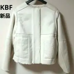 【新品 KBF】ネックウォーマー付リバーシブルボアジャケット アイボリー