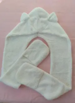 ホワイト ボア マフラー 猫耳フード 手袋付き