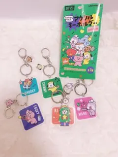 BT21 アクリルキーホルダー