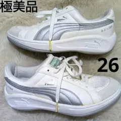 極美品　PUMA スニーカー ホワイト グレー 厚底　26 レザー