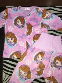 送料無料★プリンセス★パジャマ★上下★100★ソフィア★ディズニー★モコモコ