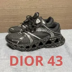 Item thumbnail for item 4d791075-0efd-452d-8aa8-639be53002df