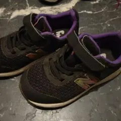 New Balance キッズシューズ 16.5cm ブラック/パープル