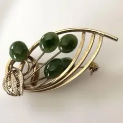 翡翠ブローチ