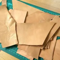 本革ハギレ 端材　詰め合わせ キャメル タンニン鞣し 牛革　4