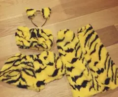 Item thumbnail for item 2a3af4b9-03f4-41b3-a158-a97f0b066590