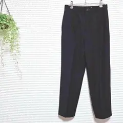 黒 ツータック テーパードスラックス