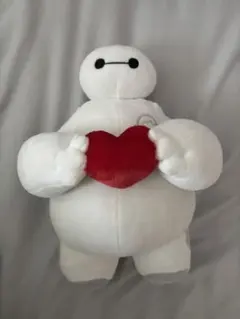 ベイマックス ぬいぐるみ ハート付き