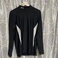 Under Armour 長袖ハイネックシャツ ブラック