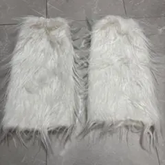 ホワイトファーレッグウォーマー