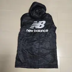 new balance 黒 ベンチコート フード付き　130cm　記名あり