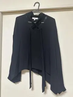 Banana Republic ブラウス　長袖　ブラック　黒のサムネイル
