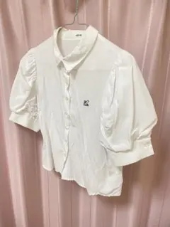 ナイスクラップ　ホワイト パフスリーブ ブラウス