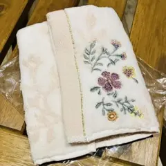 Afternoon Tea タオルハンカチ 花柄刺繍のサムネイル