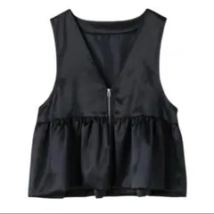 JEANASIS ジーナシス サテンぺプラムZIPベスト ブラック