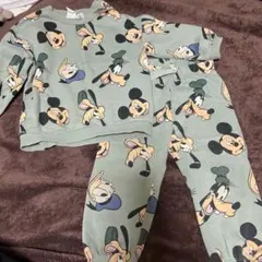 h&m Disney セットアップ 90cm