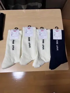 ユニクロ キースヘリング 4足セット