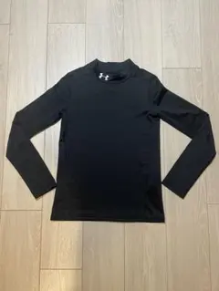 キッズ　アンダーアーマー　タートルトレーニングウェア