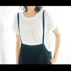 【新品】GeeRA 裾ギャザー美ラインクルーネックＴシャツ オフホワイトのサムネイル