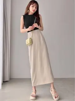 バックスリットタイトスカート　ベージュ