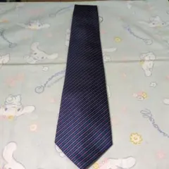 タイムセール♪ ネイビーと赤のストライプネクタイ