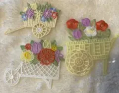 M001 花車　硬め刺繍モチーフ　お花モチーフ　硬め　6-9.5cm 3枚セット