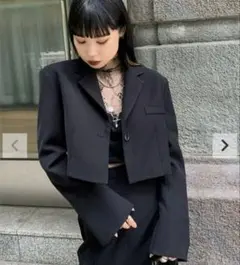 【LVEU.】フレアカフスクロップドジャケット　ブラック