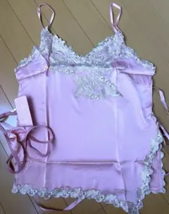 レディース ランジェリー 花柄刺繍　Tバック付き　光沢　キャミソール
