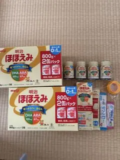 明治 ほほえみ 800g ×4缶、らくらくミルク、らくらくキューブ、他おまけ付き