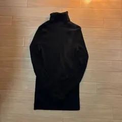 UNIQLO メリノリブタートルネック セーター M
