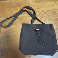 巾着型 ショルダーバッグ ブラウンのサムネイル