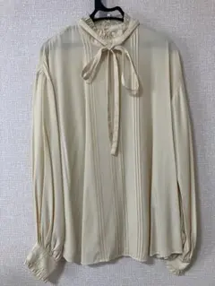 ミラオーウェンブラウス