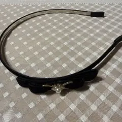 黒リボンカチューシャ