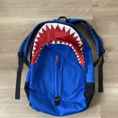 サメデザイン リュック 中型 青