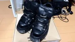 ニューロック ブーツ・革靴