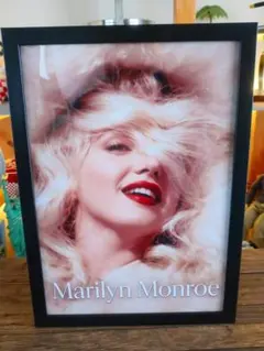 Parade Magazine Marilyn Monroe 額装品 Parade Magazine Marilyn Monroe 額装品 - メルカリ