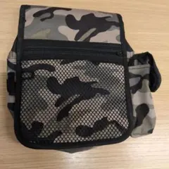 迷彩ボディバッグ・ウエストポーチ