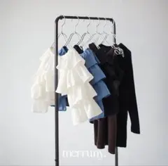 Merruny. メルニー　ラッフル2WAYブラウス　blouse