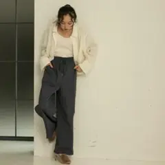 グレー ナイロン カジュアルパンツ　ヘムサイド　ジップ