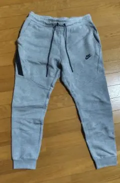 NIKE テックフリースパンツ L