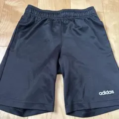 adidas アディダス 黒 ハーフパンツ トレーニングウェア キッズ150