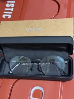 mykita メガネ