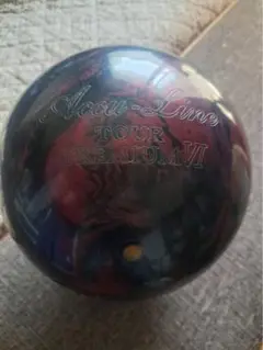 Accu-Line Tour Premium VI ボウリングボール　15P
