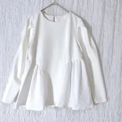 3891 Fit more ジャガード切り替えペプラムカットソー　綺麗め　異素材