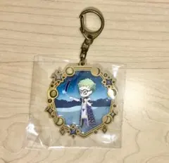 ツイステ展　メモリアルメタルチャーム　トレイ・クローバー