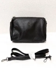 c*7様 韓国 レザー調 ショルダーバッグ レディース