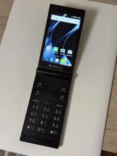 FREETEL MUSASHI FTJ161A ブラック 折りたたみスマホのサムネイル