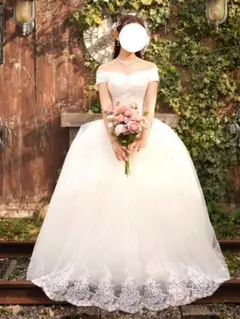 ウェディングドレス プリンセスライン　オフショルダー Vieux Paris ウェディングドレス プリンセスライン オフショルダー Vieux Paris
